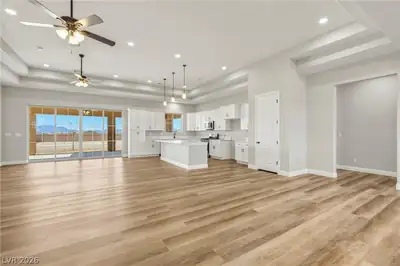 2860 South Mariposa Avenue Living Room