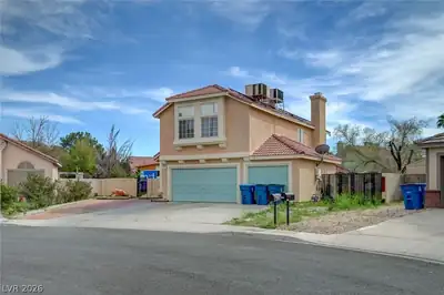 1621 Beech Grove Drive, Las Vegas, NV 89119 Front of Structure
