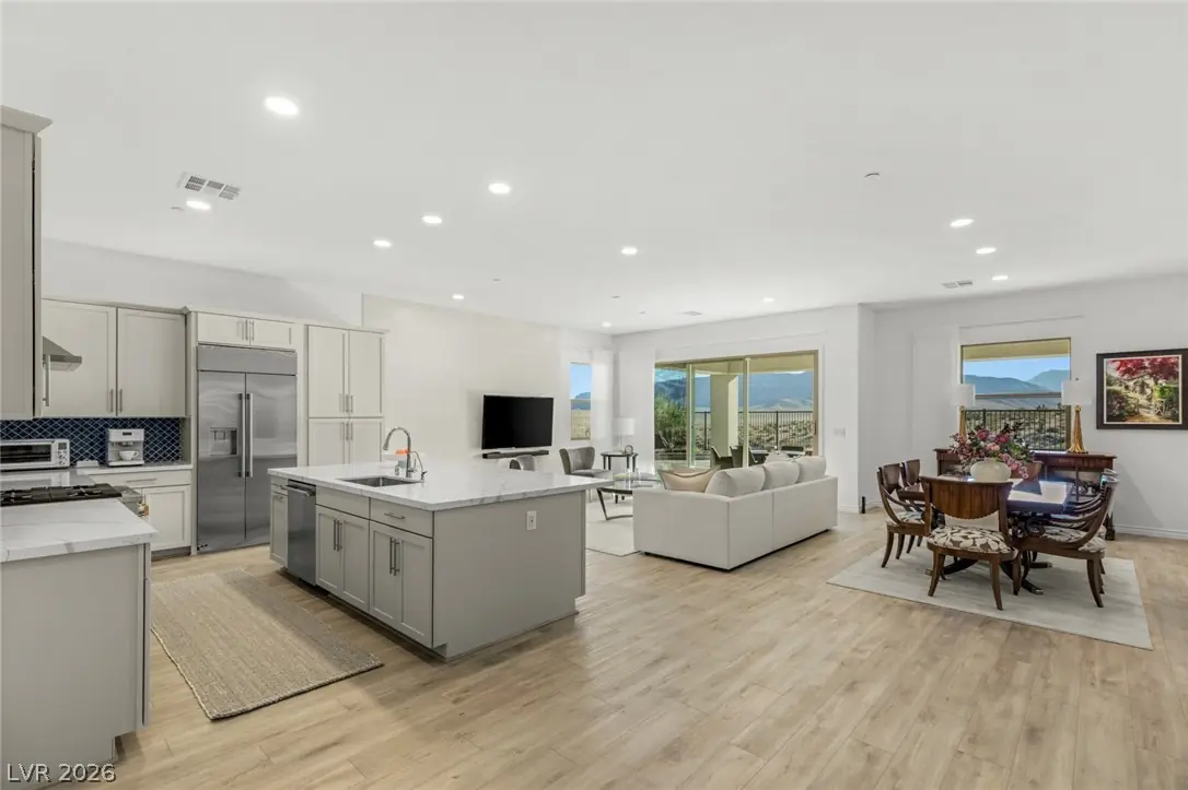 12596 Heritage Heights Drive, Las Vegas, NV 89138