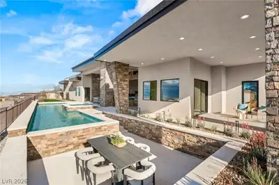 9 Stonecutter Court, Henderson, NV 89012 Pool