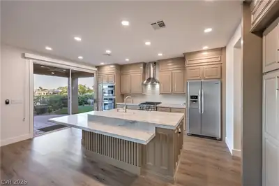 4740 Riva De Romanza Street Kitchen