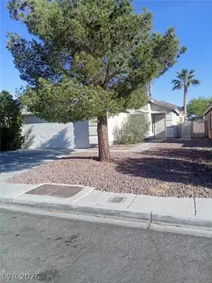 1032 Silver Creek Avenue, Las Vegas, NV 89183 Front of Structure