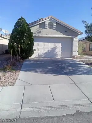1032 Silver Creek Avenue, Las Vegas, NV 89183 Front of Structure