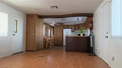 4633 East Royal Ridge Boulevard Kitchen