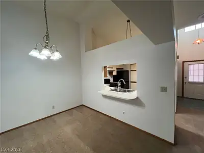 5205 Orchard Hills Avenue Dining Area