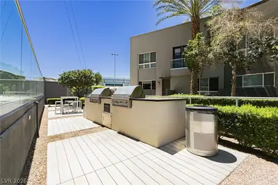 4575 Dean Martin Drive 2312 Patio