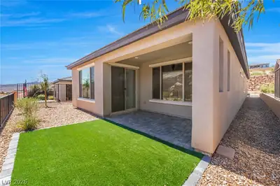 76 Crimson Cactus Avenue Patio