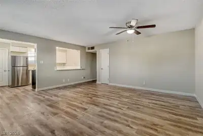 5808 South Lydia Drive Living Room