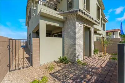 1821 Sparrow Nest Street, Las Vegas, NV 89138 Entry