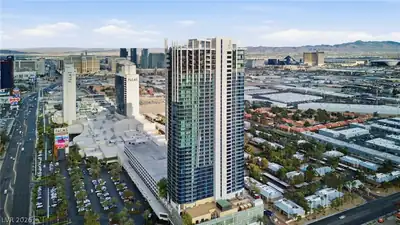 4381 West Flamingo Road 1621 