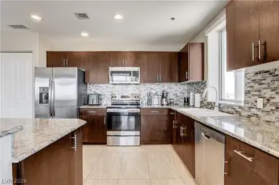 8255 LAS VEGAS Boulevard 1311 Kitchen