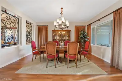 8300 Imperial Lakes Street, Las Vegas, NV 89131 Dining Area