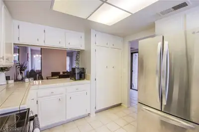 3130 Espanol Drive, Las Vegas, NV 89121 Kitchen