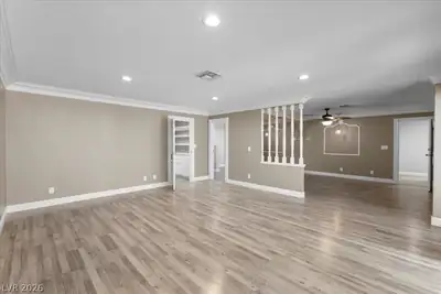 2211 Edgewood Avenue, Las Vegas, NV 89102 Primary Bedroom