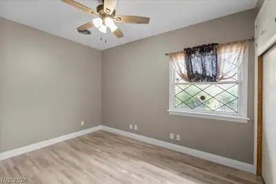 2211 Edgewood Avenue, Las Vegas, NV 89102 Bedroom