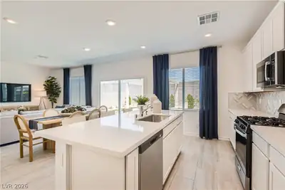 8358 Caldera Hills Avenue, Las Vegas, NV 89147 Kitchen