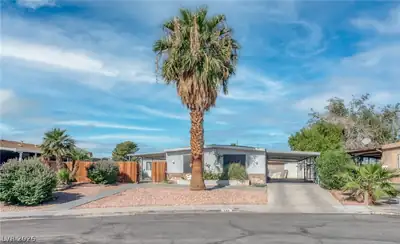111 Sir Arthur Drive, Las Vegas