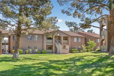 2121 Blue Breeze Drive 106 Las Vegas, NV 89128