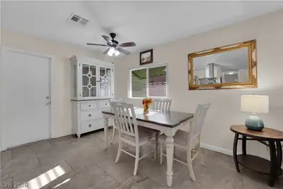 5280 Vicksburg Avenue, Las Vegas, NV 89122 Dining Area