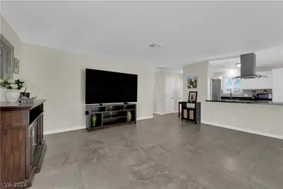 5280 Vicksburg Avenue, Las Vegas, NV 89122 Living Room