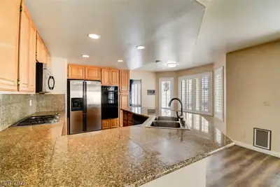 8217 Ocean Terrace Way, Las Vegas, NV 89128 Kitchen