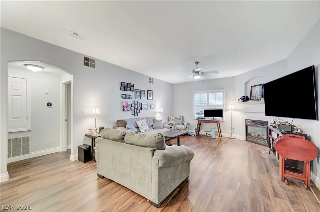 3917 Lazy Pine Street 102, Las Vegas, NV 89108