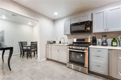 413 North Lamb Boulevard C Kitchen