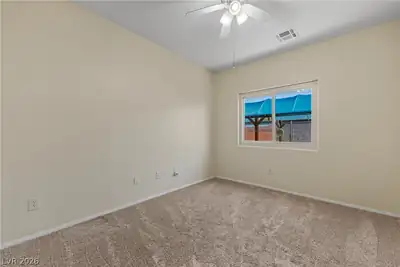 875 East Cave Avenue Bedroom