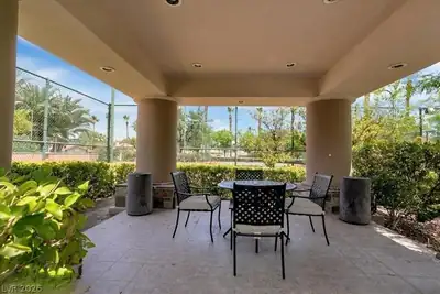 2050 West Warm Springs Road 4323 Patio