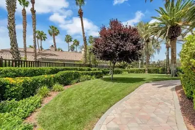 2050 West Warm Springs Road 4323 Yard