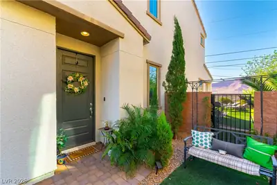 99 Verde Rosa Drive, Henderson, NV 89011 Entry