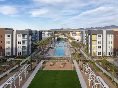 11055 Las Vegas Boulevard 2002 Community