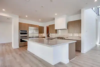 51 Parkwood Ridge Street, Las Vegas, NV 89138 Kitchen