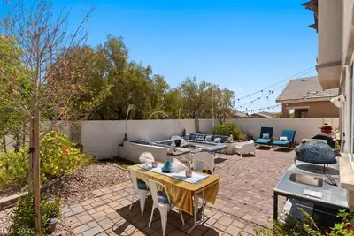 6620 Macdoogle Street, Las Vegas, NV 89166 Patio