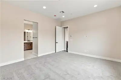 7662 Desert Bleu Court, Las Vegas, NV 89178 