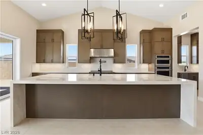 9095 South Monte Cristo Way Kitchen