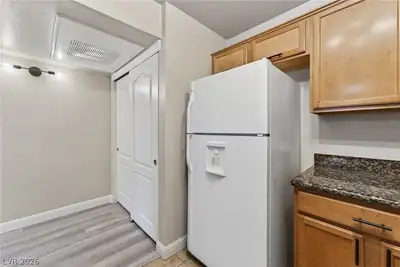 2111 Sealion Drive 106 Kitchen