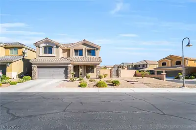 48 Back Spin Court Las Vegas, NV 89148