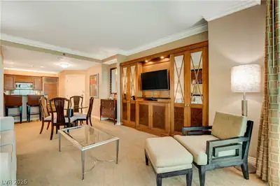 125 East Harmon Avenue 1214 