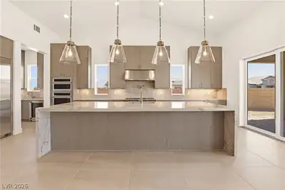 9065 South Monte Cristo Way Kitchen