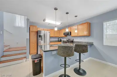 10335 Midseason Mist Street, Las Vegas, NV 89183 Kitchen