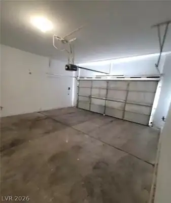 2100 Fred Brown Drive, Las Vegas, NV 89106 Garage