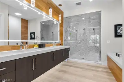 2904 Candelaria Drive, Henderson, NV 89074 Primary Bathroom