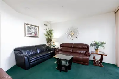 6480 Annie Oakley Drive 511 Living Room