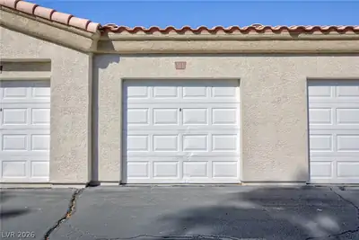6480 Annie Oakley Drive 511 Garage