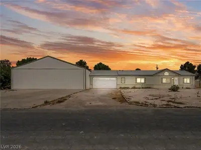 808 Skyhawk Avenue, Jean