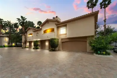 2050 West Warm Springs Road 224, Henderson