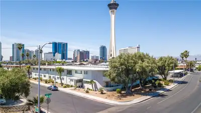1700 Rexford Drive 104, Las Vegas