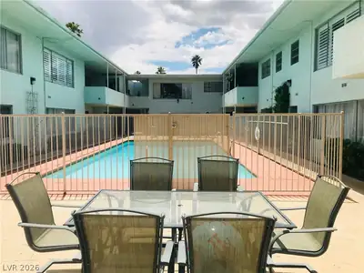 1700 Rexford Drive 104 