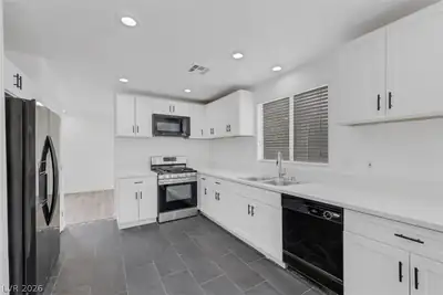 8633 Majestic Pine Avenue, Las Vegas, NV 89143 Kitchen